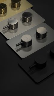 Встраиваемый смеситель для душа Boheme Cell 134-2-GM термостатический оружейная сталь